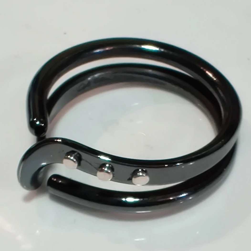 Blackened Niobium Wave Energy Ring™ with Sterling Accents