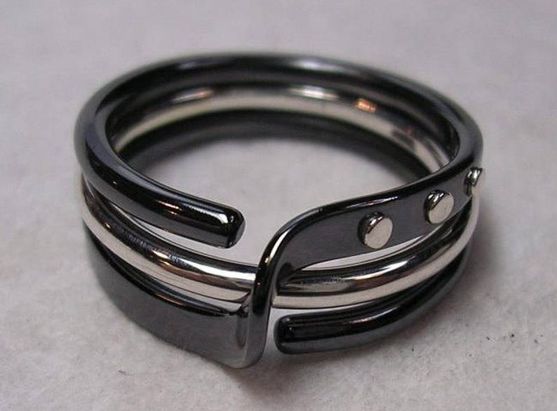 Blackened Niobium Wave Energy Ring™ with Sterling Accents