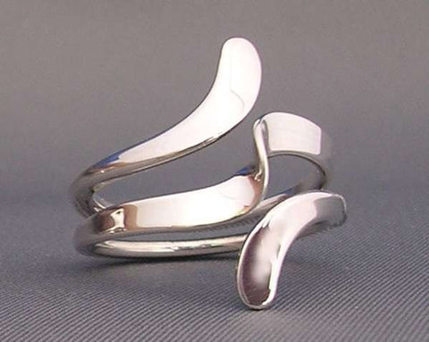 Blackened Niobium Wave Energy Ring™ with Sterling Accents