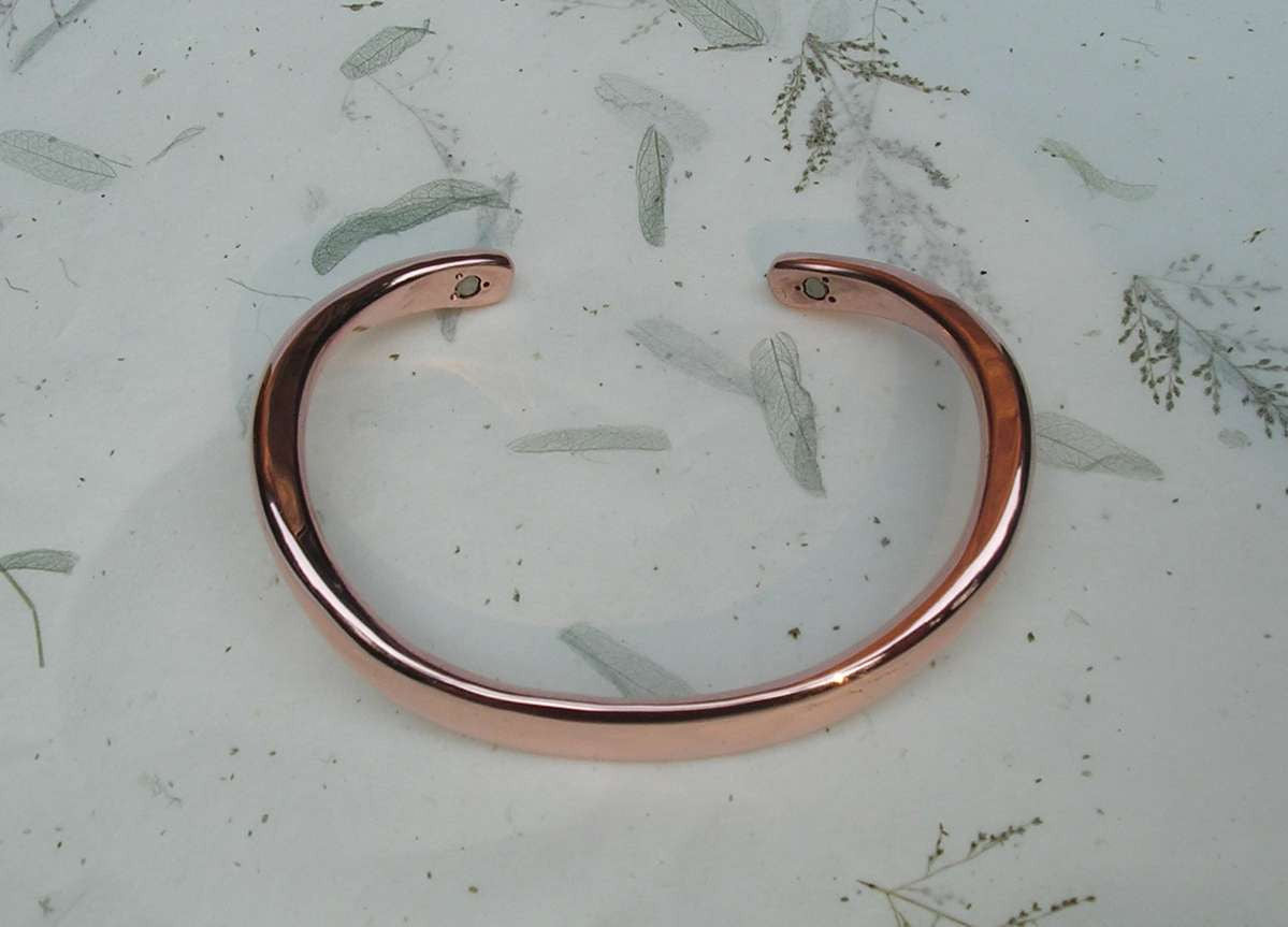 Pure Copper Classic Bracelet in the Heavier 4 gauge Copper with Two Magnets