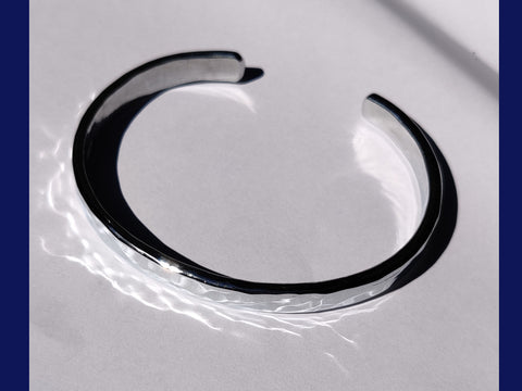Tiny Sleepers - Hoop Earrings in Solid 14k Gold - Yellow, White or Rose Gold