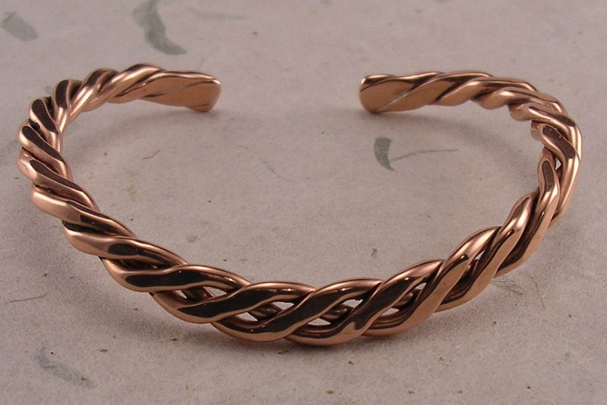 Copper Wire Bracelet - Rose